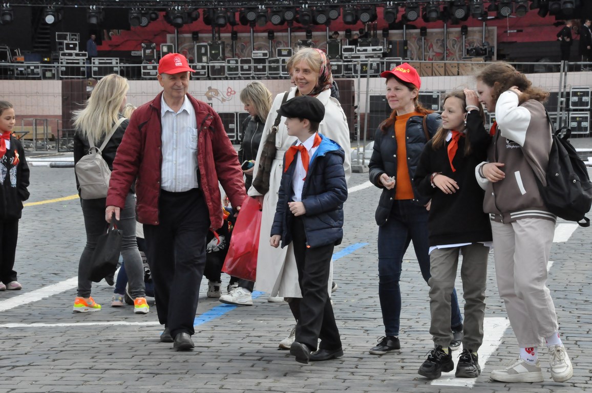 На Красной площади в Москве прошла торжественная линейка, посвященная 101-й годовщине пионерии