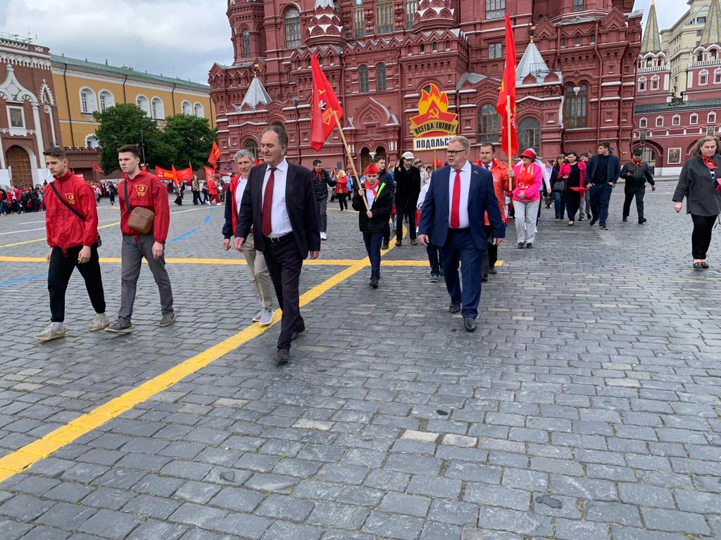 На Красной площади в Москве прошла торжественная линейка, посвященная 101-й годовщине пионерии