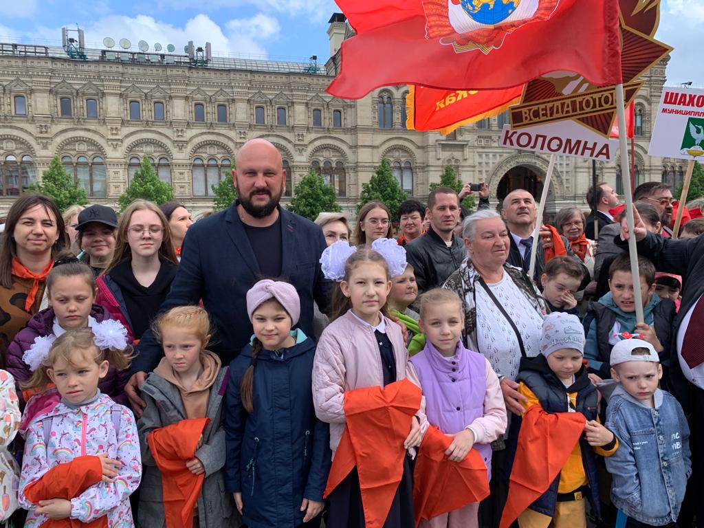 На Красной площади в Москве прошла торжественная линейка, посвященная 101-й годовщине пионерии