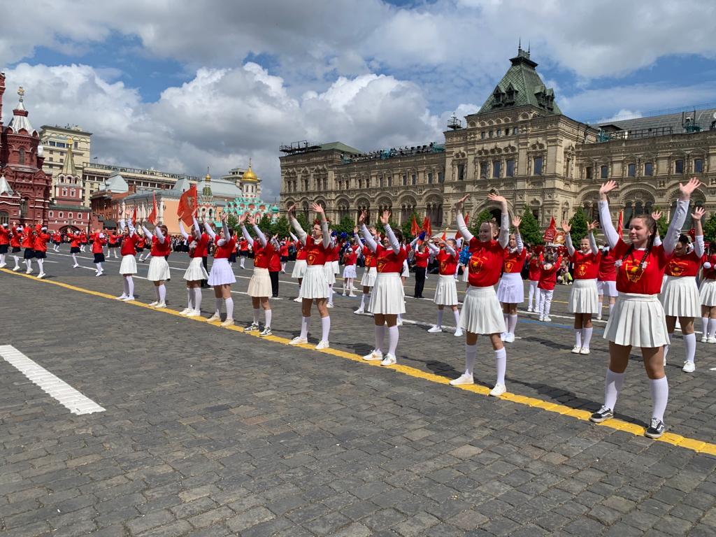 На Красной площади в Москве прошла торжественная линейка, посвященная 101-й годовщине пионерии