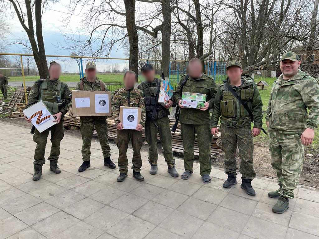 СВОих не бросаем