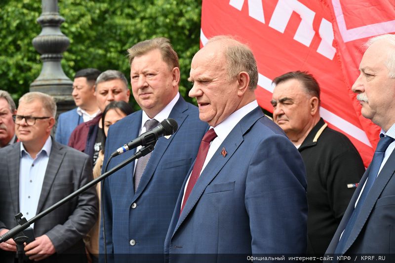 «Пушкин и сегодня вместе с нами сражается за русское слово!»