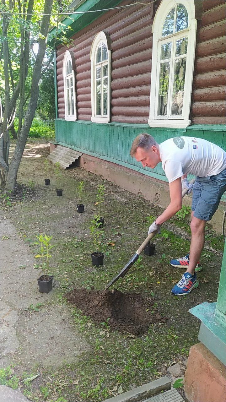 Проект «Культурный субботник» восстановил исторический сад в Доме-музее С.Н. Дурылина