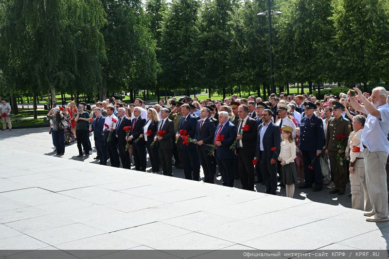 Г.А. Зюганов: «22 июня мы отмечаем в условиях новой большой войны»