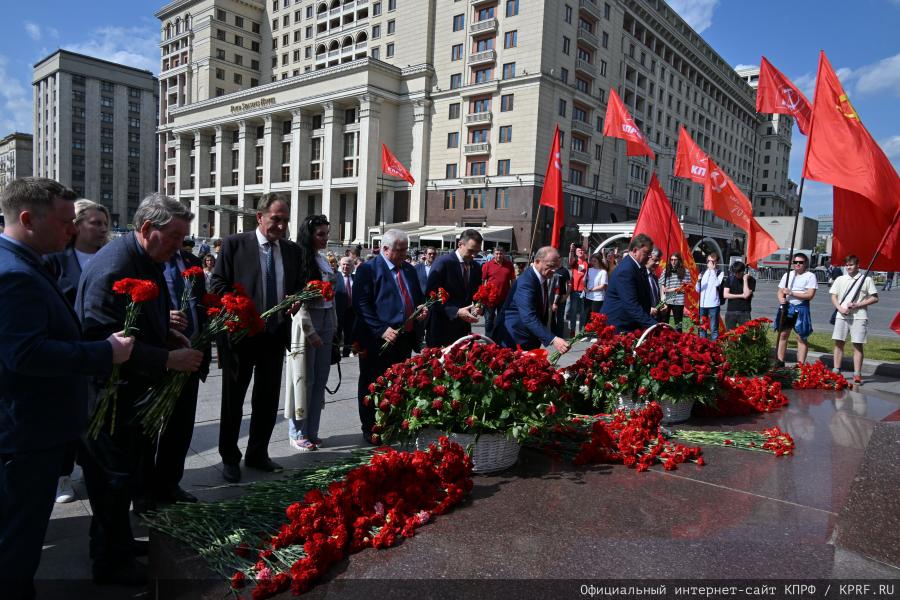 Г.А. Зюганов: «22 июня мы отмечаем в условиях новой большой войны»