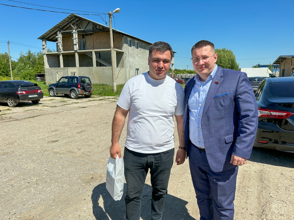 Депутат Мособлдумы Марк Черемисов посетил ООО «СПК Агрони» в Богородском г.о.