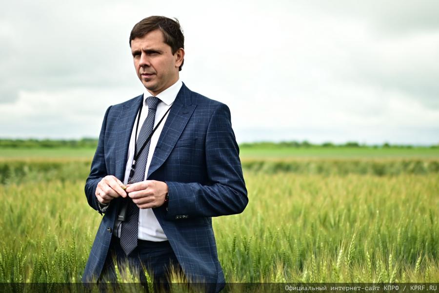 Делегация КПРФ во главе с Г.А. Зюгановым посетила ООО «Дубовицкое» Малоархангельского района Орловской области