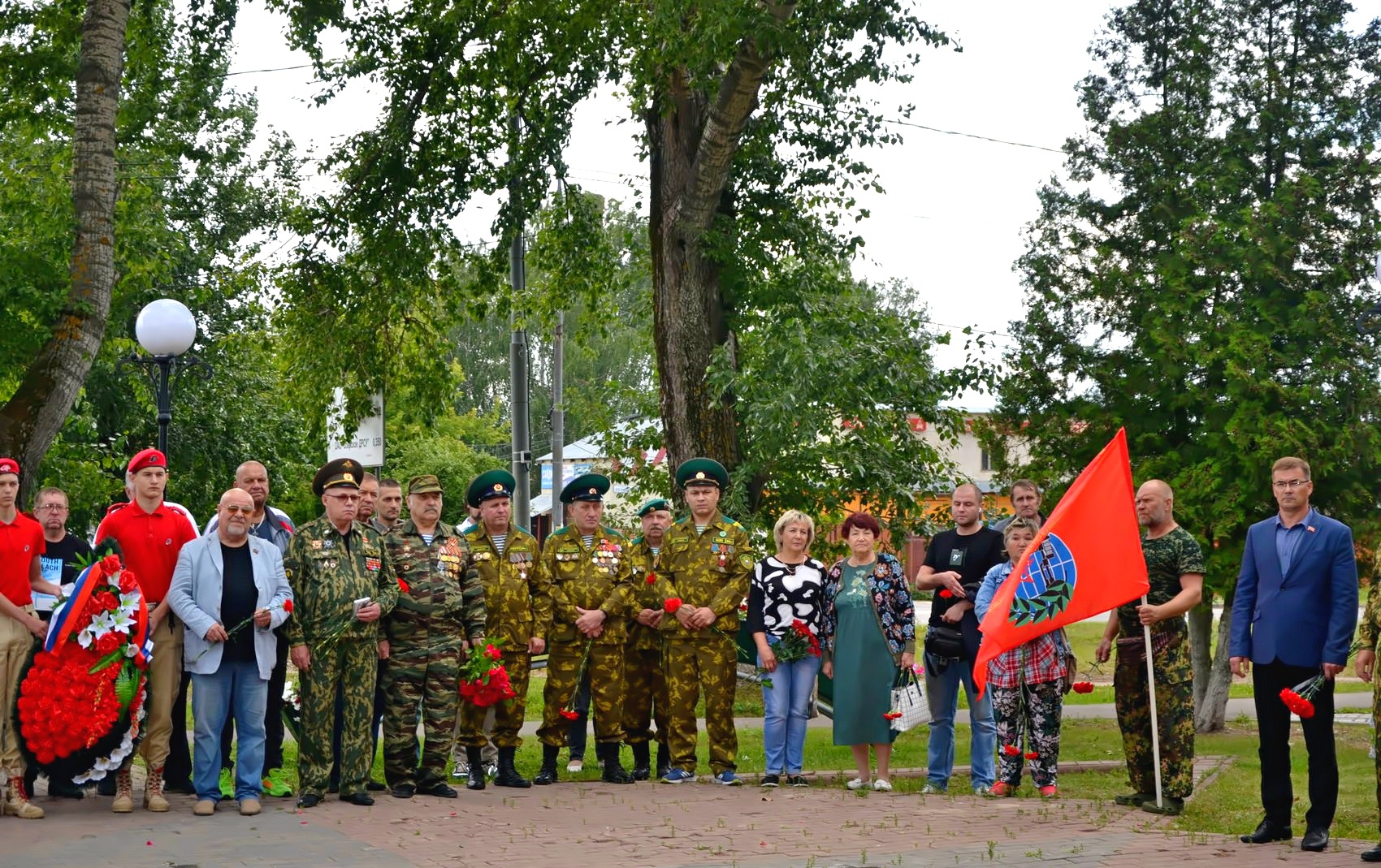 В Озёрах прошёл митинг, посвящённый «Дню ветеранов боевых действий»