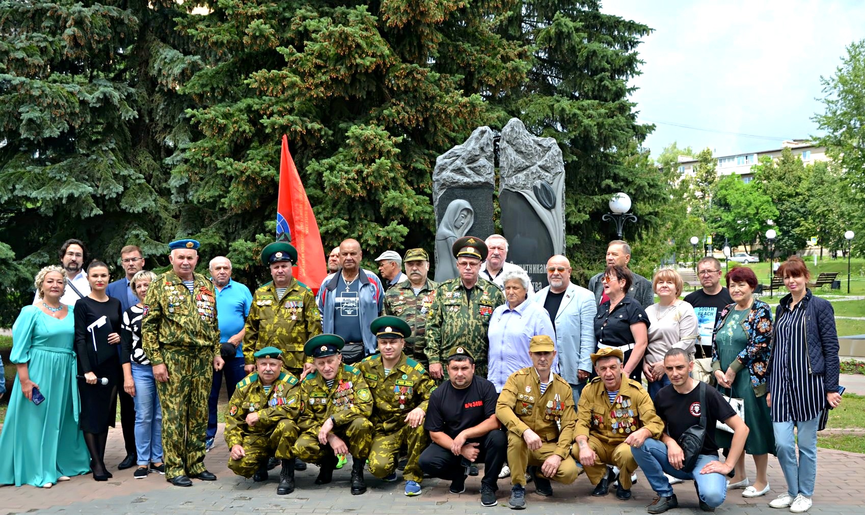 В Озёрах прошёл митинг, посвящённый «Дню ветеранов боевых действий»
