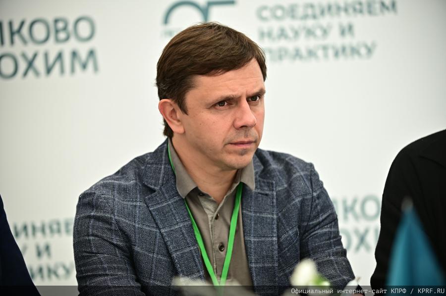 Через экономическую независимость и мобилизацию - к социальному государству!