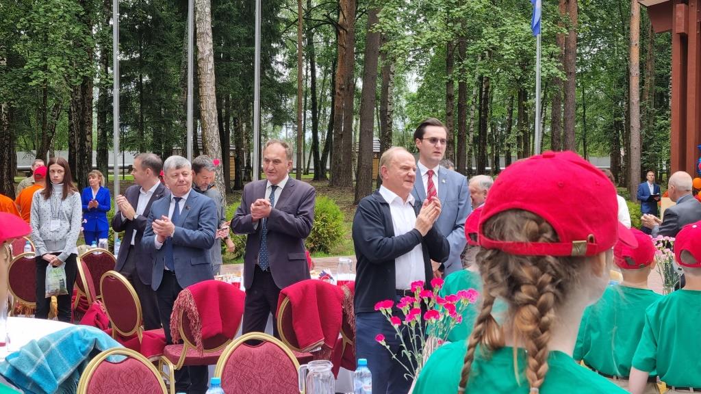 Депутат Государственной Думы Николай Васильев принял участие в церемонии открытия детского центра «Юный патриот» в оздоровительном комплексе «Снегири»