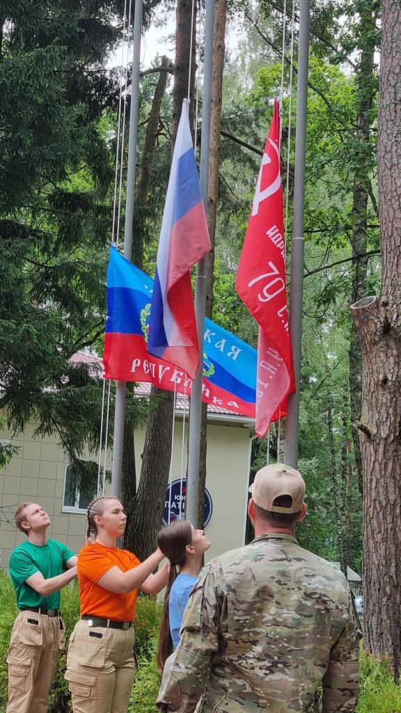 Депутат Государственной Думы Николай Васильев принял участие в церемонии открытия детского центра «Юный патриот» в оздоровительном комплексе «Снегири»