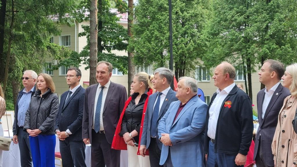 Депутат Государственной Думы Николай Васильев принял участие в церемонии открытия детского центра «Юный патриот» в оздоровительном комплексе «Снегири»