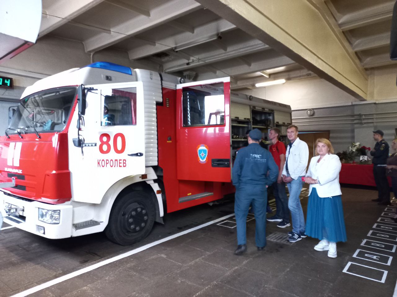 Коммунисты и комсомольцы Королёва посетили пожарно-спасательную часть №80