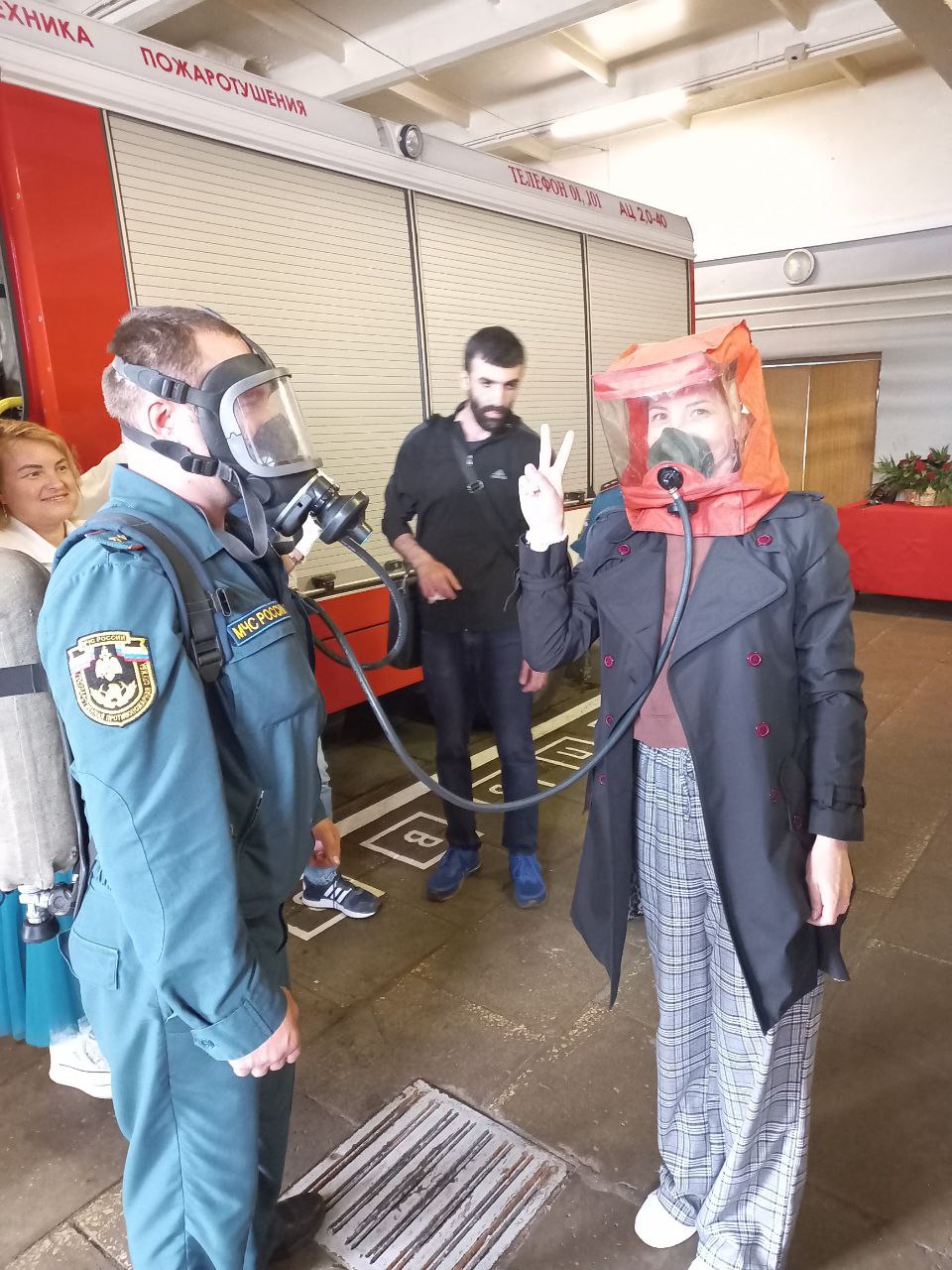Коммунисты и комсомольцы Королёва посетили пожарно-спасательную часть №80