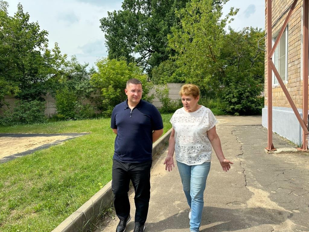 Депутат Мособлдумы Марк Черемисов посетил семейный центр в рабочем посёлке Обухово