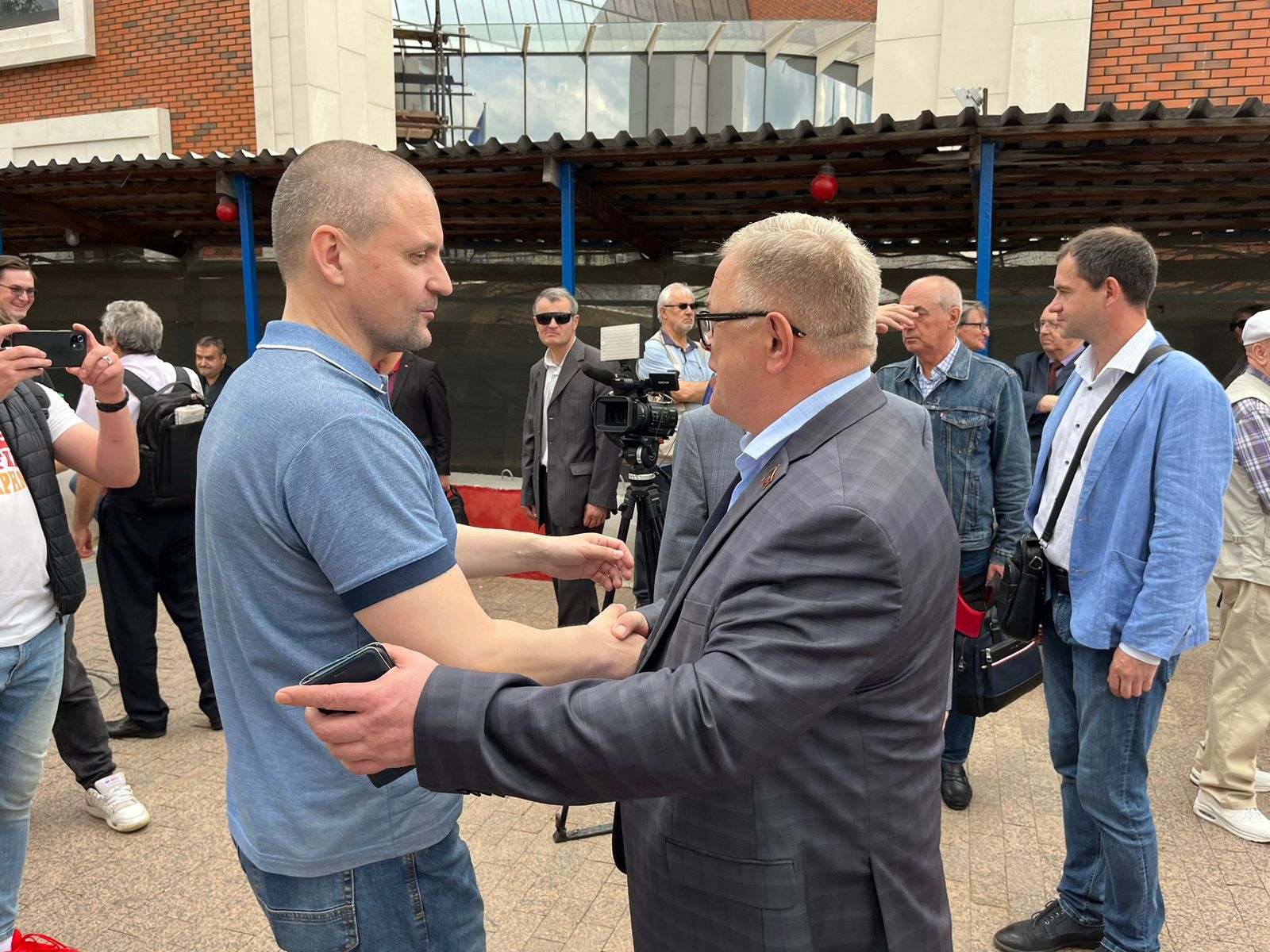 Европа, помни, кто тебя освободил!
