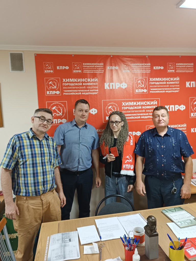 Увеличение наших численных рядов является одной из главных партийных задач