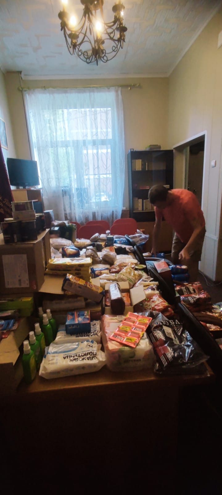 Королёвские коммунисты продолжают помогать нашим бойцам на передовой