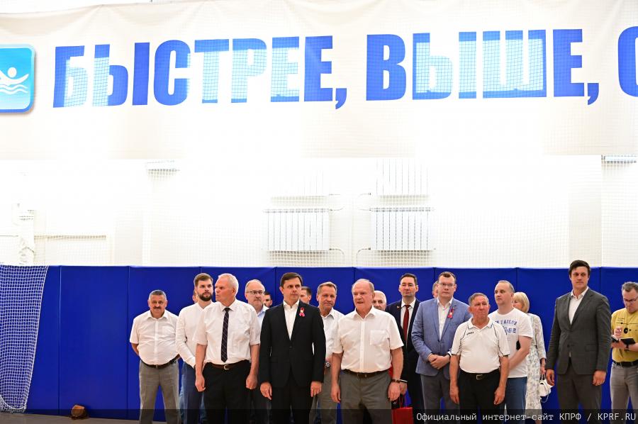В городе Орле состоялся волейбольный турнир на призы Почетного гражданина города Г.А. Зюганова