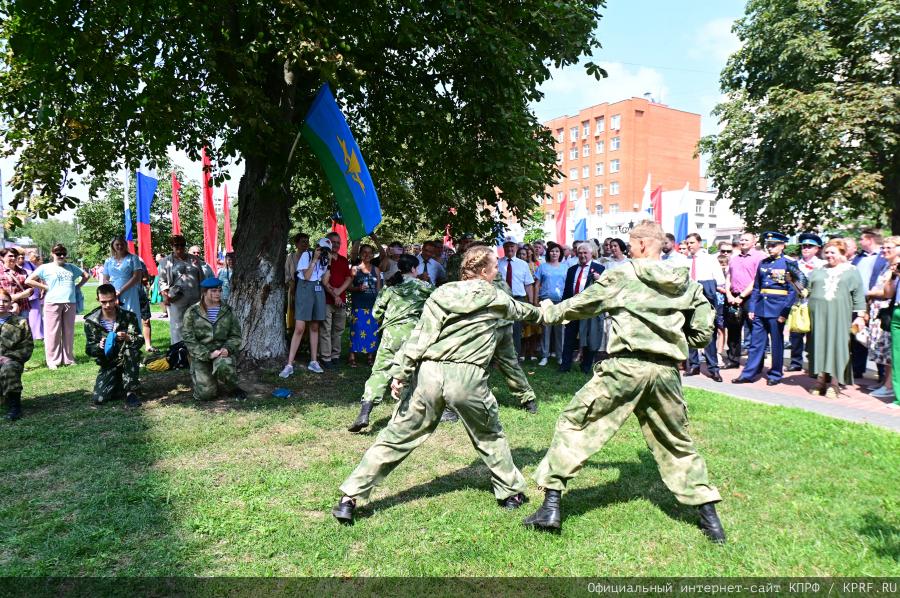 «Утраивать силы и побеждать!». Итоговый репортаж о рабочем визите Г.А. Зюганова в Орловскую область