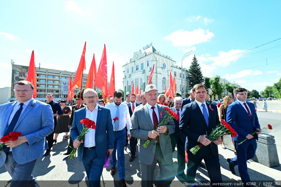 «Утраивать силы и побеждать!». Итоговый репортаж о рабочем визите Г.А. Зюганова в Орловскую область