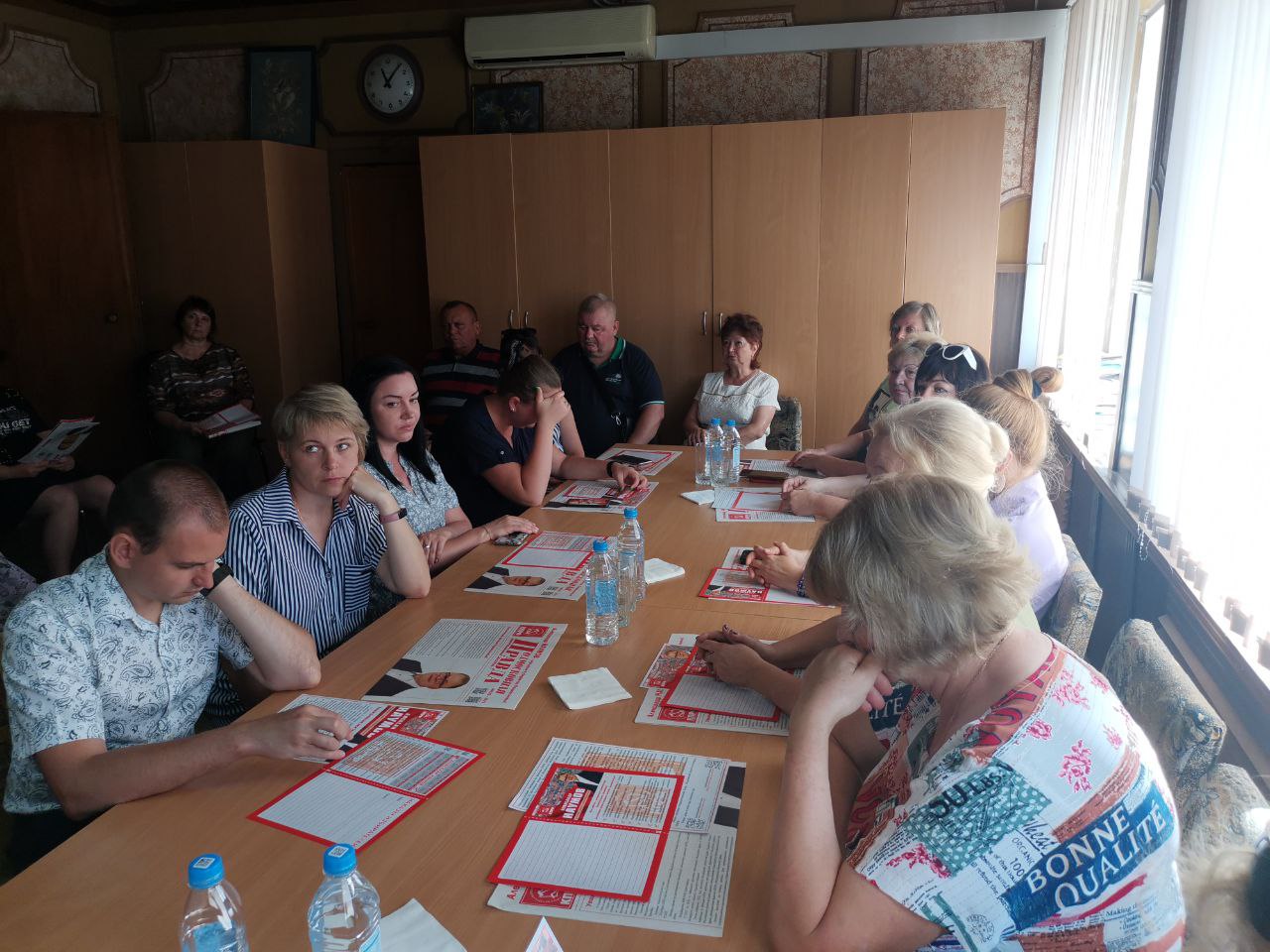 Заместитель Председателя Московской областной Думы, руководитель фракции КПРФ - Александр Наумов посетил Павловопосадскую платочную мануфактуру