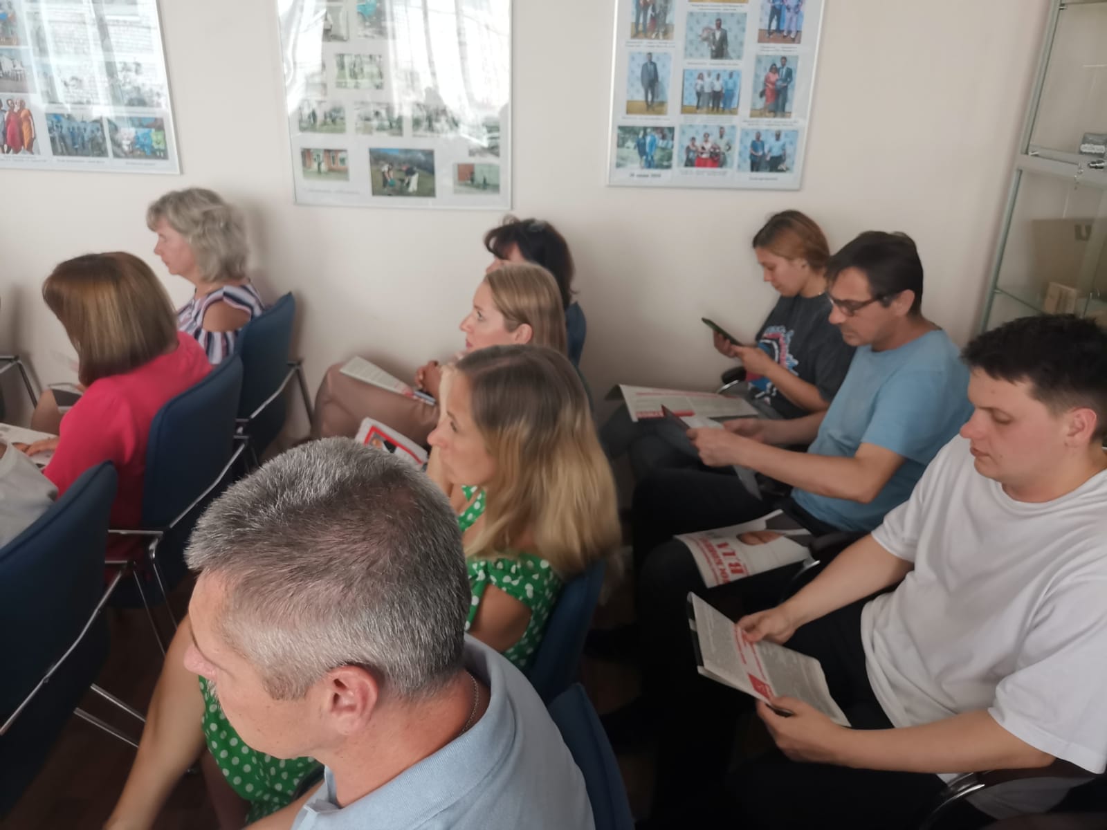 Заместитель Председателя Московской областной Думы - руководитель фракции КПРФ - Александр Наумов посетил фармацевтическое предприятие «ЭКОлаб»