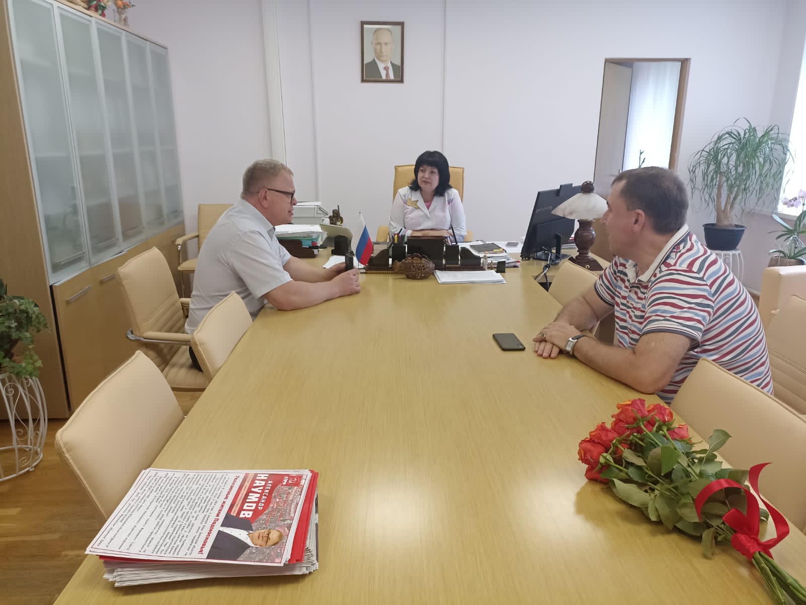 Заместитель Председателя Московской областной Думы - руководитель фракции КПРФ Александр Наумов посетил Ступинскую областную клиническую больницу