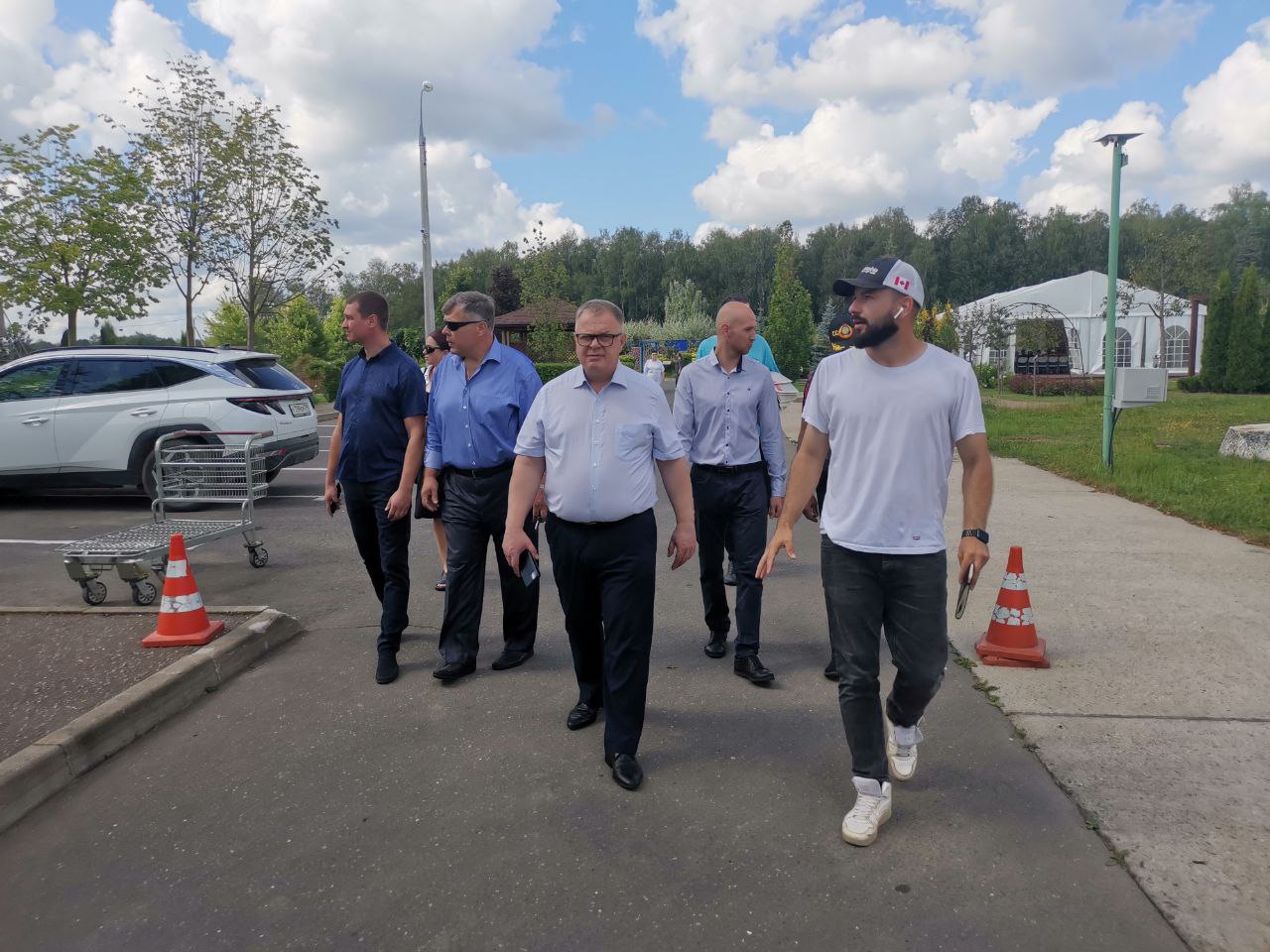 Кандидат на должность Губернатора Московской области от КПРФ Александр Наумов посетил ООО «Питомник декоративных культур «Южный» в г.о. Серпухов
