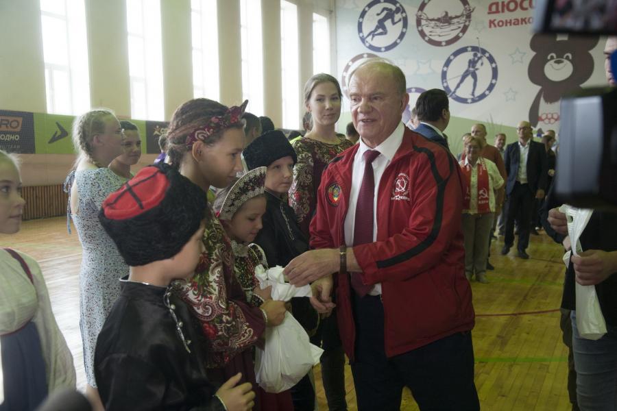 Г.А. Зюганов принял участие в праздновании Медового Спаса в г. Конаково Тверской области