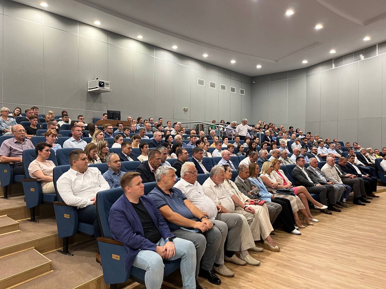Начался визит заместителя Председателя ЦК КПРФ, Председателя Комитета Госдумы по аграрным вопросам Владимира Кашина в Московскую область