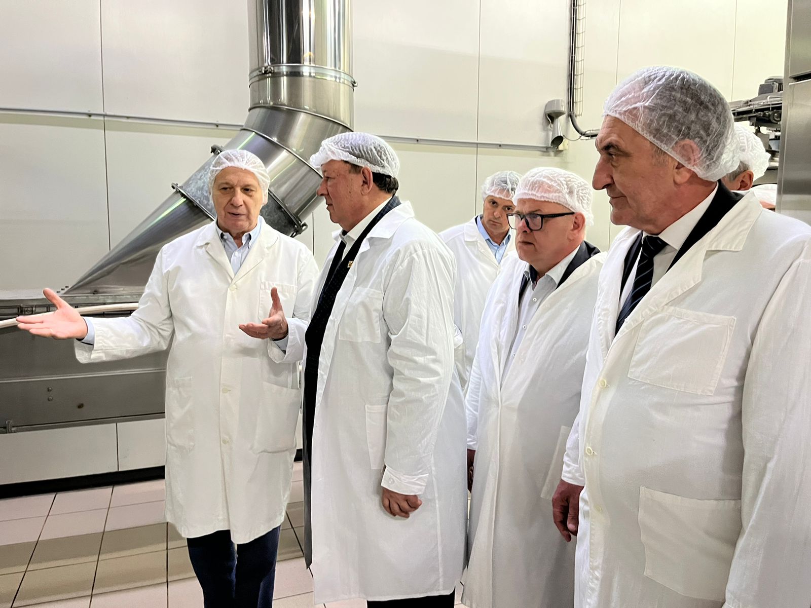 Заместитель Председателя ЦК КПРФ, Председатель Комитета Государственной Думы по аграрным вопросам В.И. Кашин посетил ЗАО «Щёлковохлеб»
