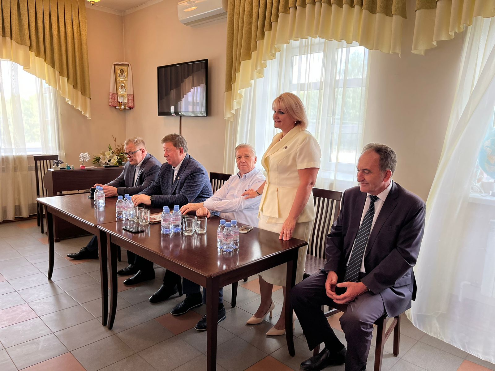 Заместитель Председателя ЦК КПРФ, Председатель Комитета Государственной Думы по аграрным вопросам В.И. Кашин посетил ЗАО «Щёлковохлеб»