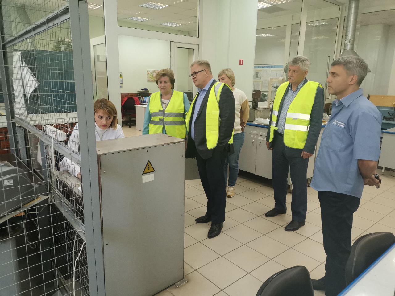 Кандидат на должность Губернатора Московской области от КПРФ - Александр Наумов посетил завод «Элинар» в Атепцеве