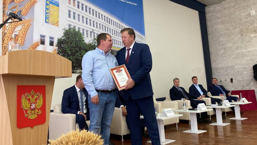 В.И. Кашин выступил на встрече с сельхозпроизводителями в ФГБУ «Ульяновский научно-исследовательский институт сельского хозяйства – филиал СамНЦ РАН»