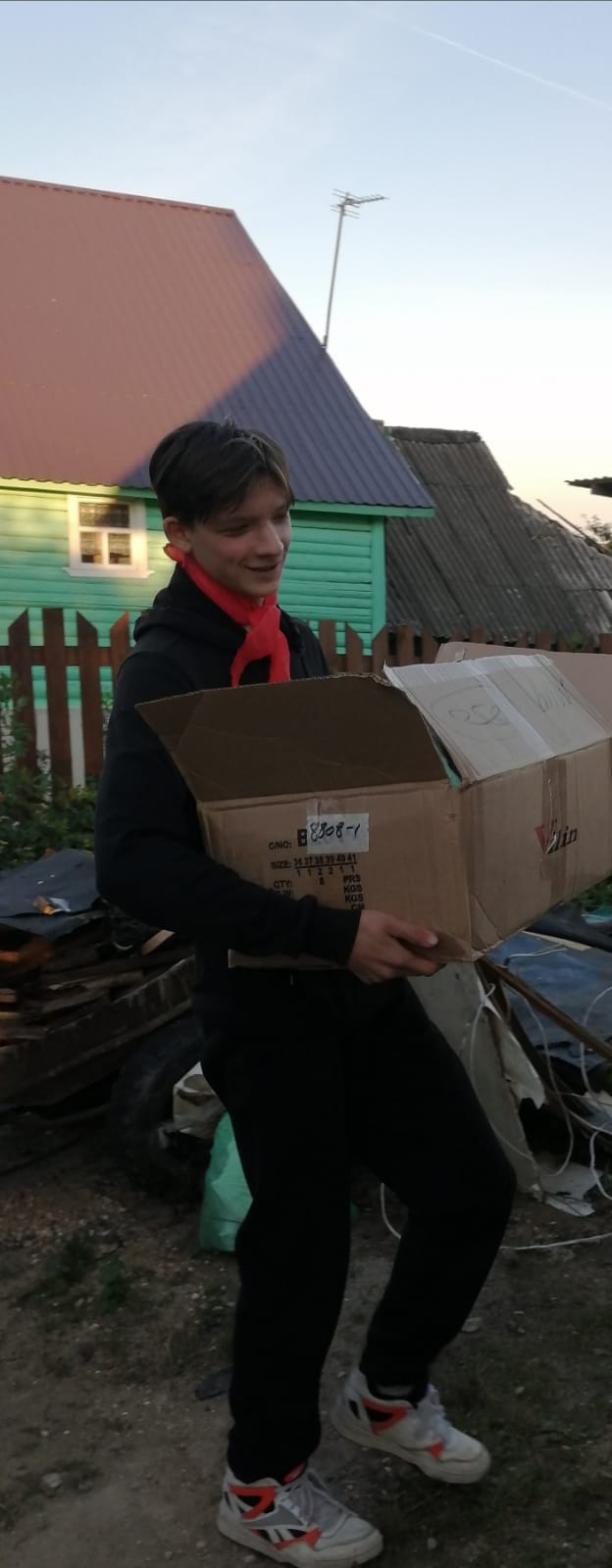 Пионеры из деревни Монасеино