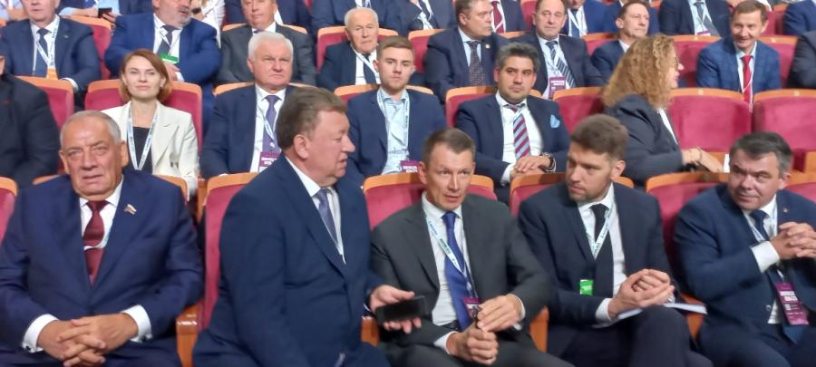 В.И. Кашин принял участие в пленарном заседании XXV Российской агропромышленной выставки «Золотая осень – 2023»