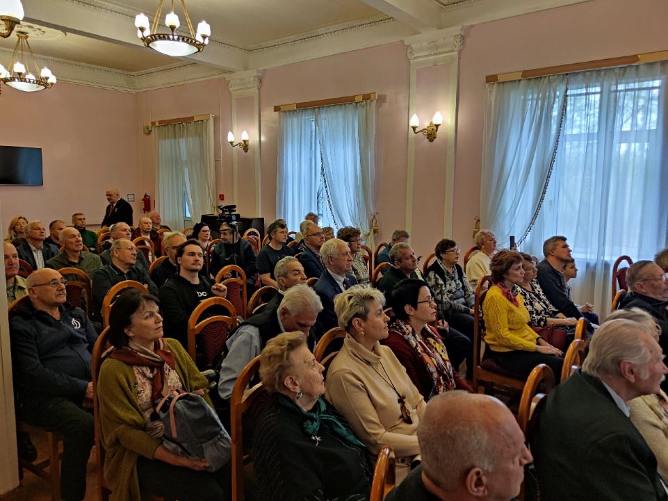 Жуковские коммунисты стали одними из организаторов установки памятной доски О.В. Гудкову