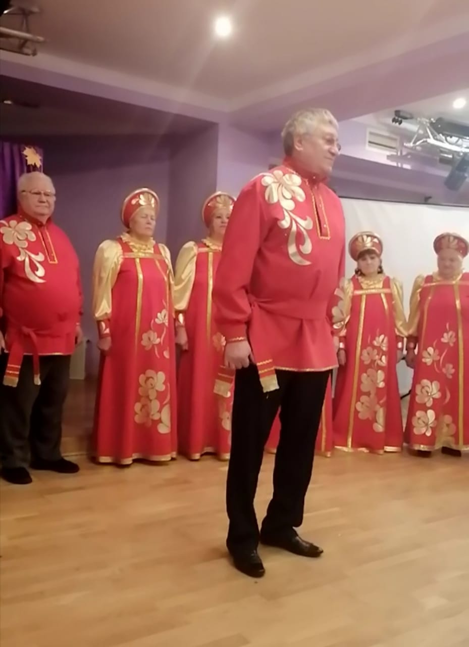 В кругу любимых друзей!