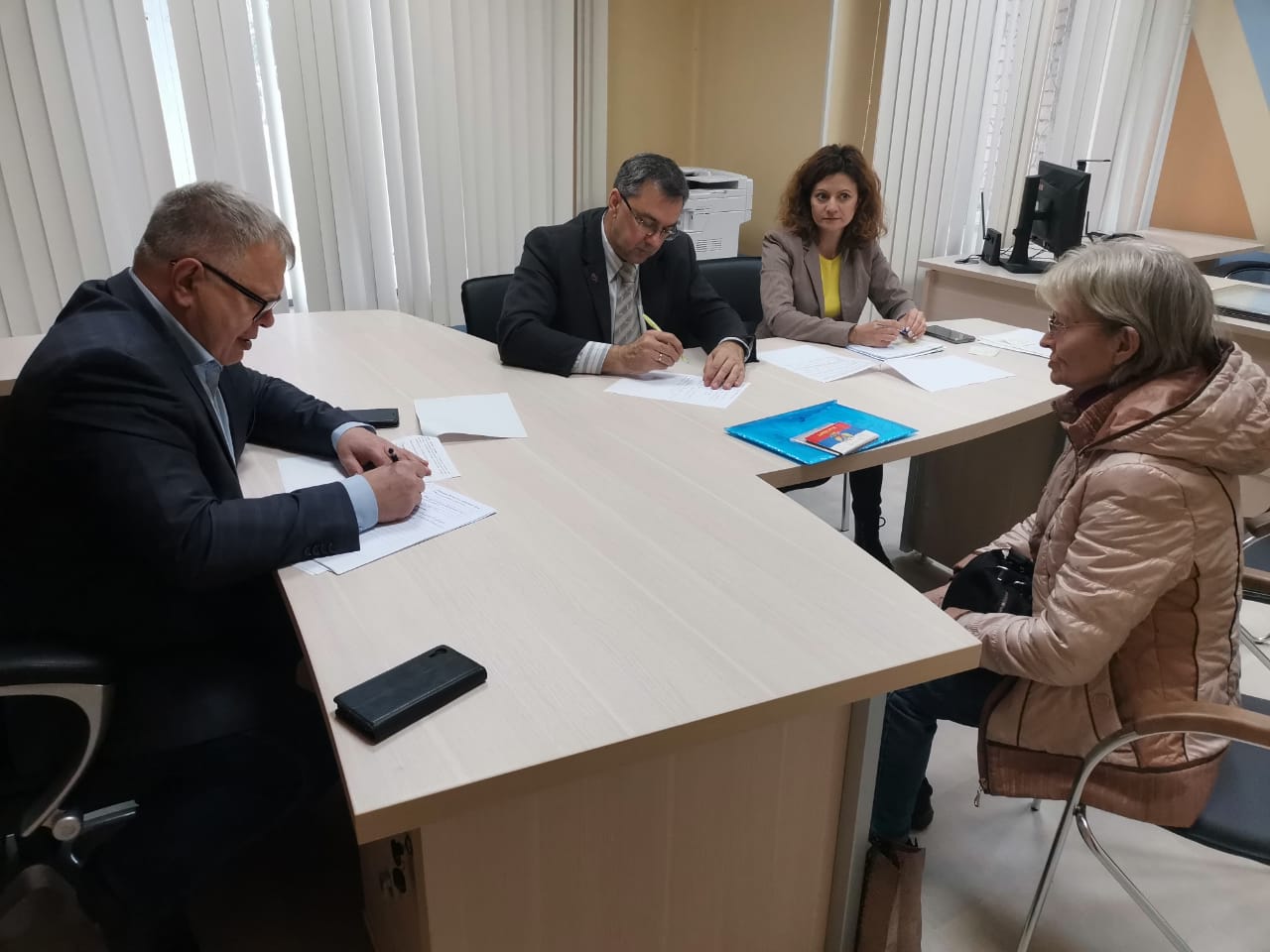Заместитель Председателя Московской областной Думы - руководитель фракции КПРФ Александр Наумов провёл приём граждан в Ступине