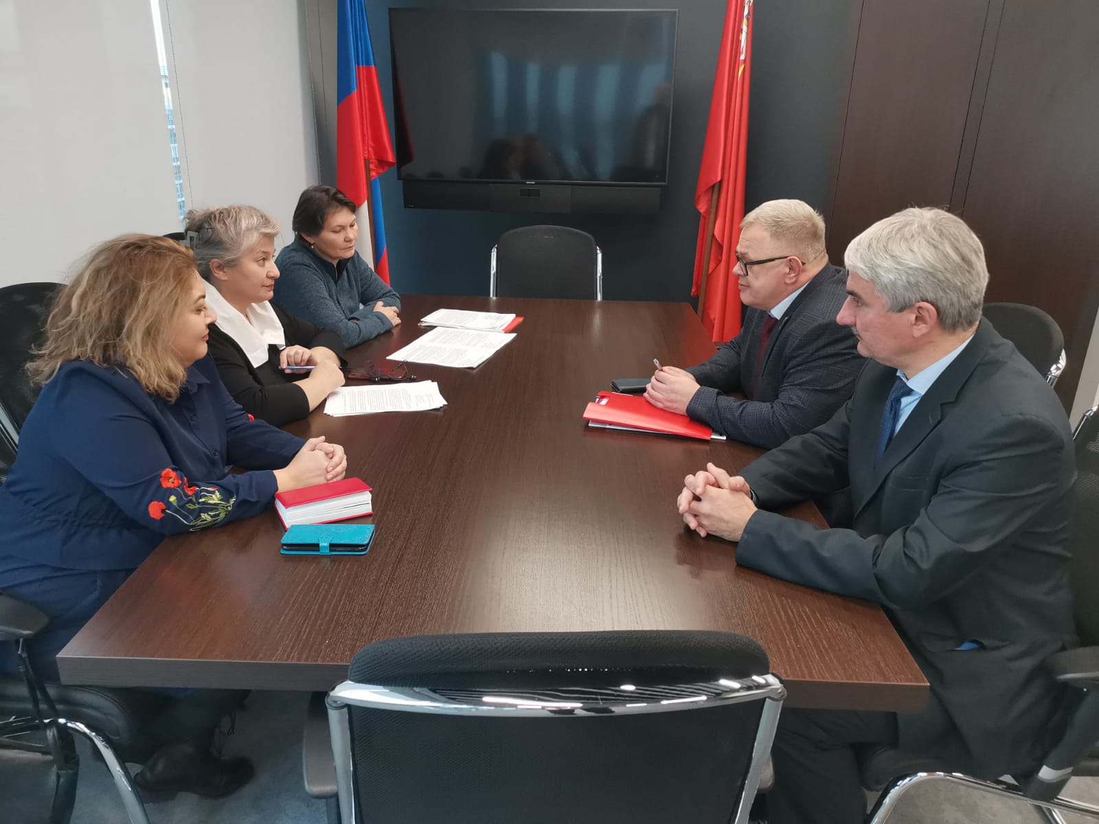 Руководитель фракции КПРФ в Мособлдуме Александр Наумов: «При размещении миграционных центров должны учитываться все факторы»