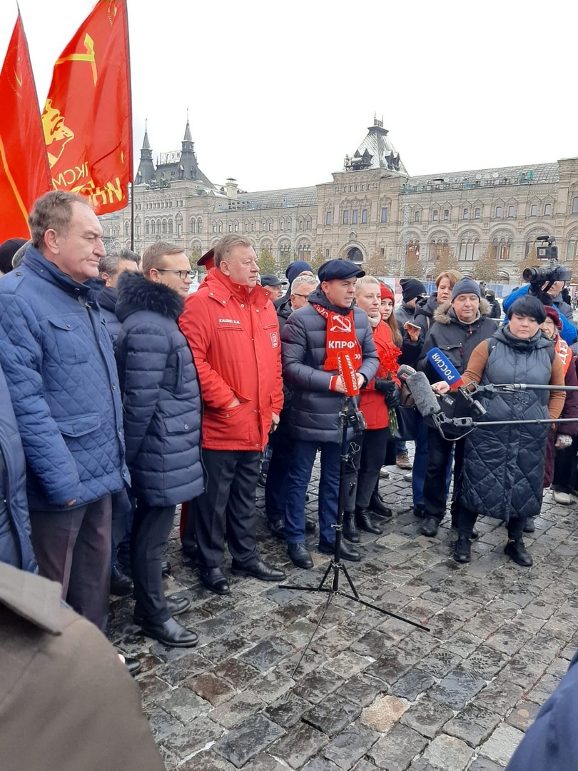 Наро-Фоминский ГК КПРФ принял участие в праздновании 105-й годовщины образования ВЛКСМ