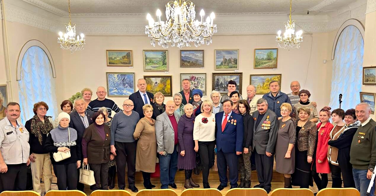 105-летию ВЛКСМ посвящается