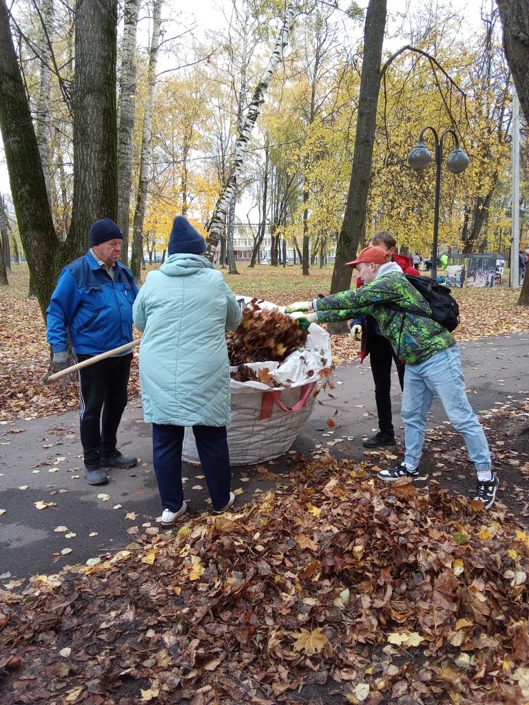 Юбилей Комсомола в Серпухове отметили ударным трудом и торжественным концертом