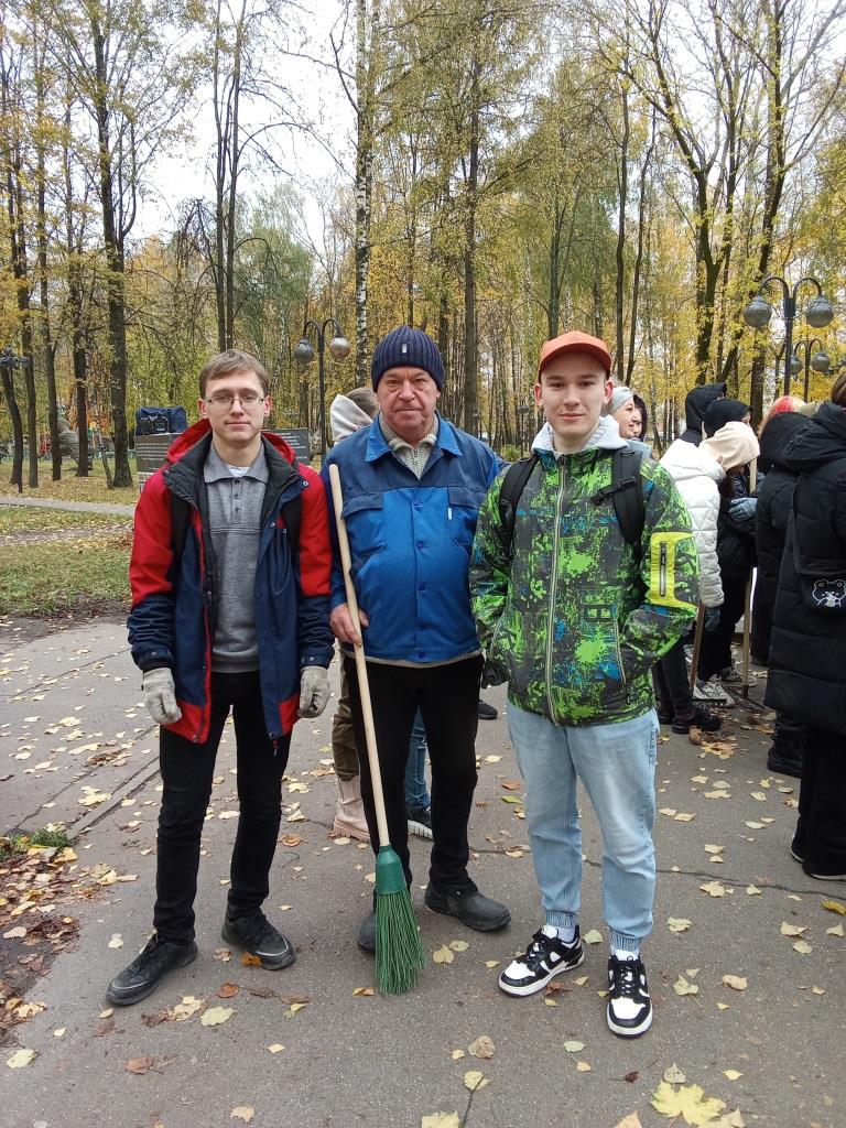 Юбилей Комсомола в Серпухове отметили ударным трудом и торжественным концертом