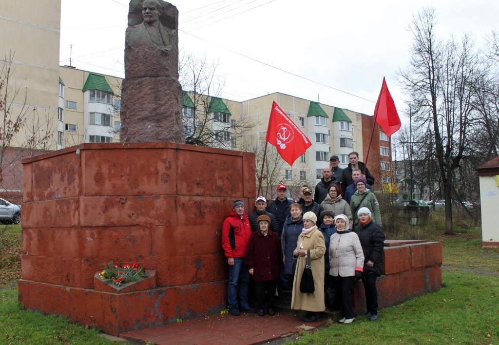 Автопробег в Серпухове в честь 106-й годовщины ВОСР