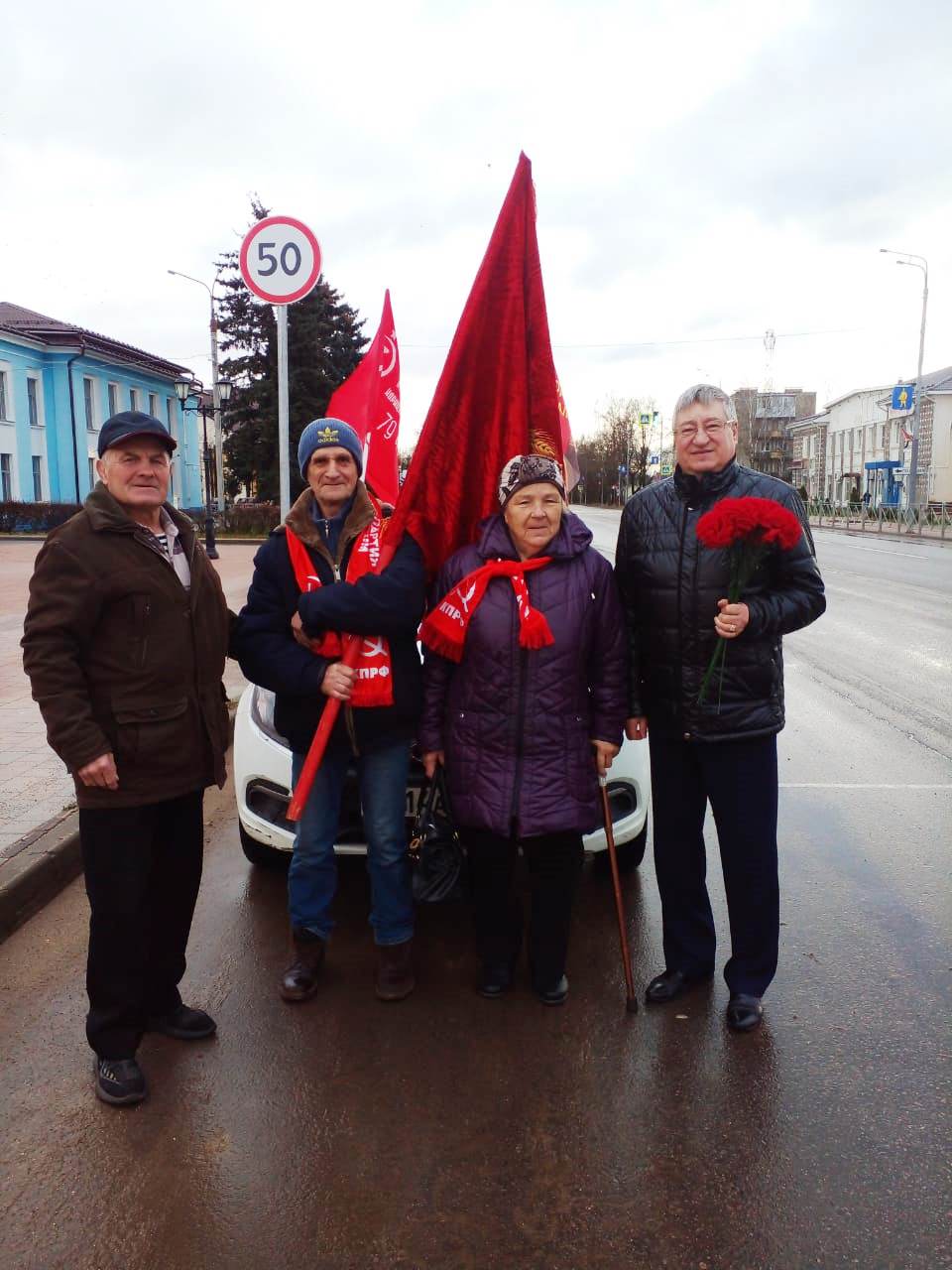 Красный Октябрь в Лотошино