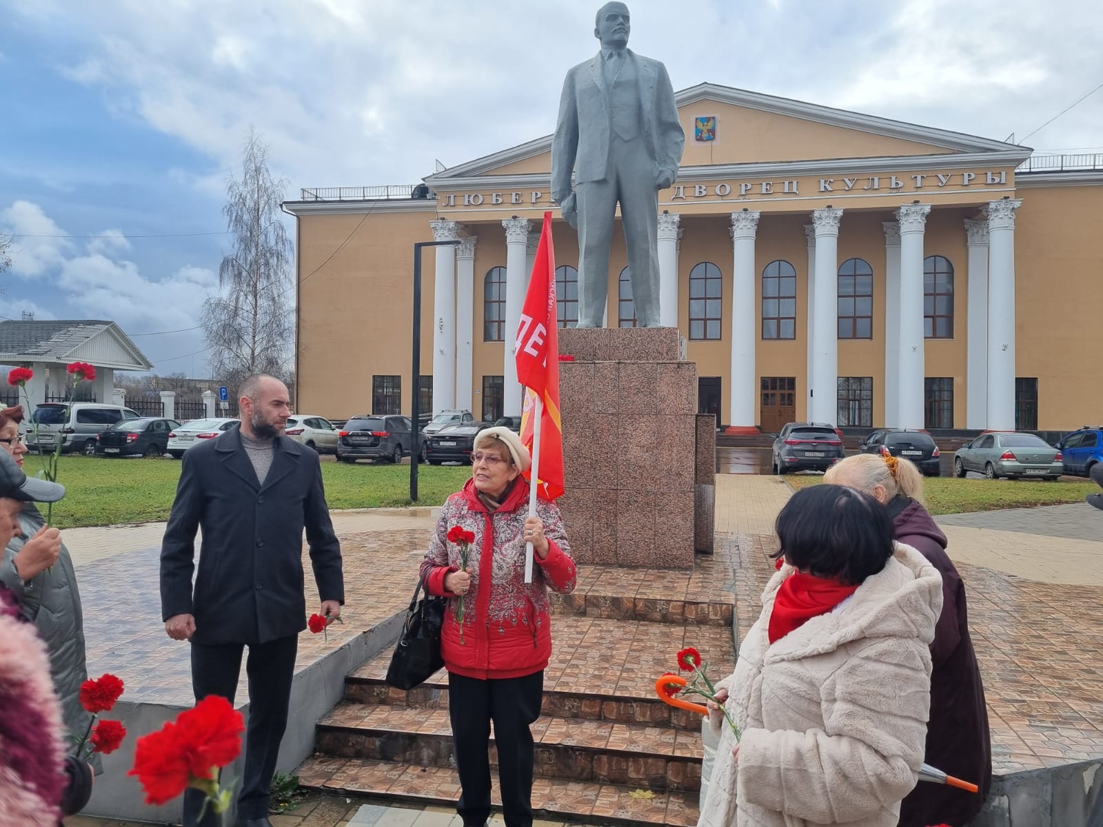Люберчане отметили годовщину Октября