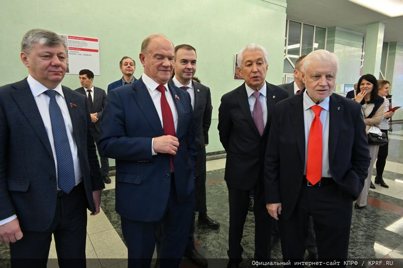 «Кипучая, могучая, никем непобедимая…»
